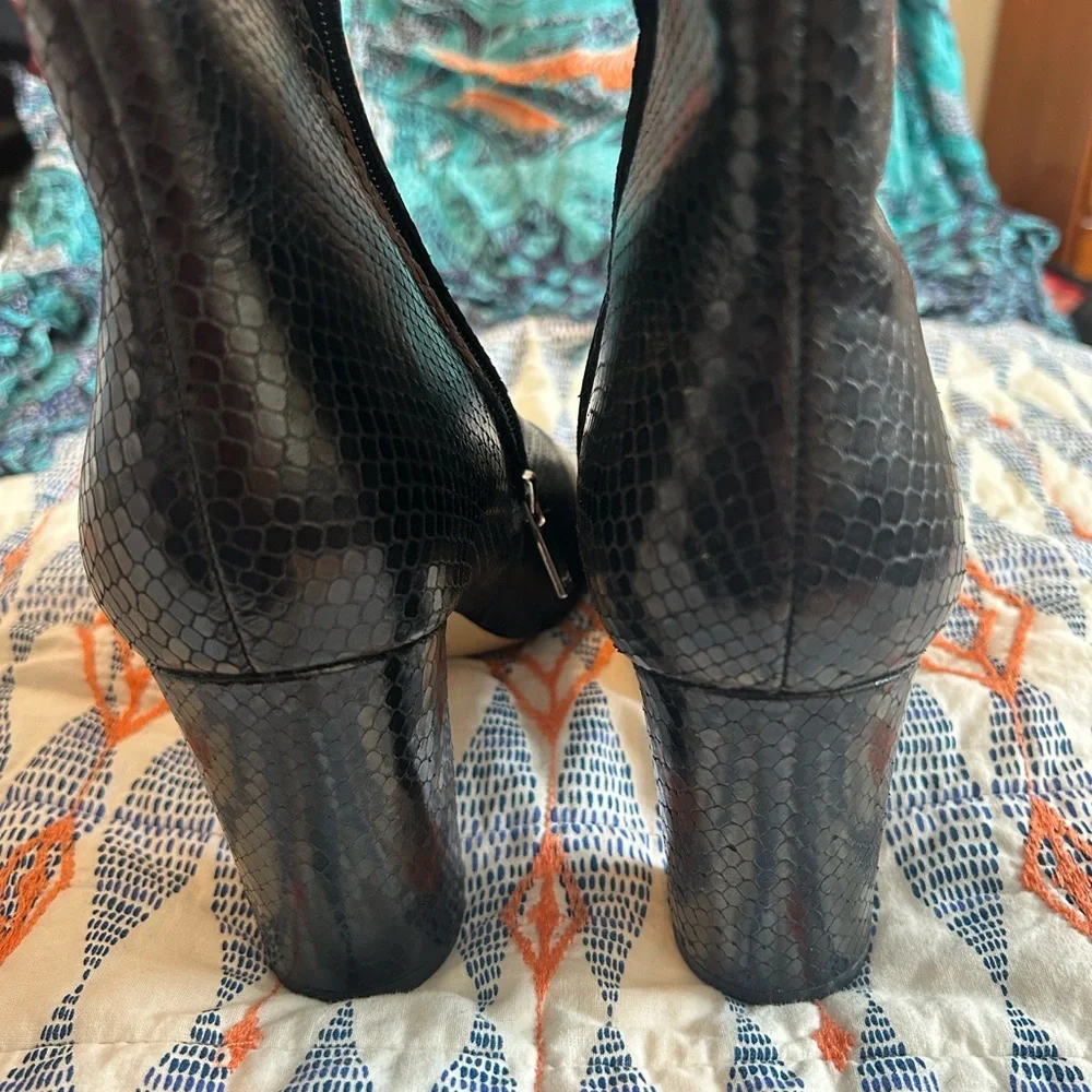 Marc Fisher Black Ankle Boots - Picture 4 of 5